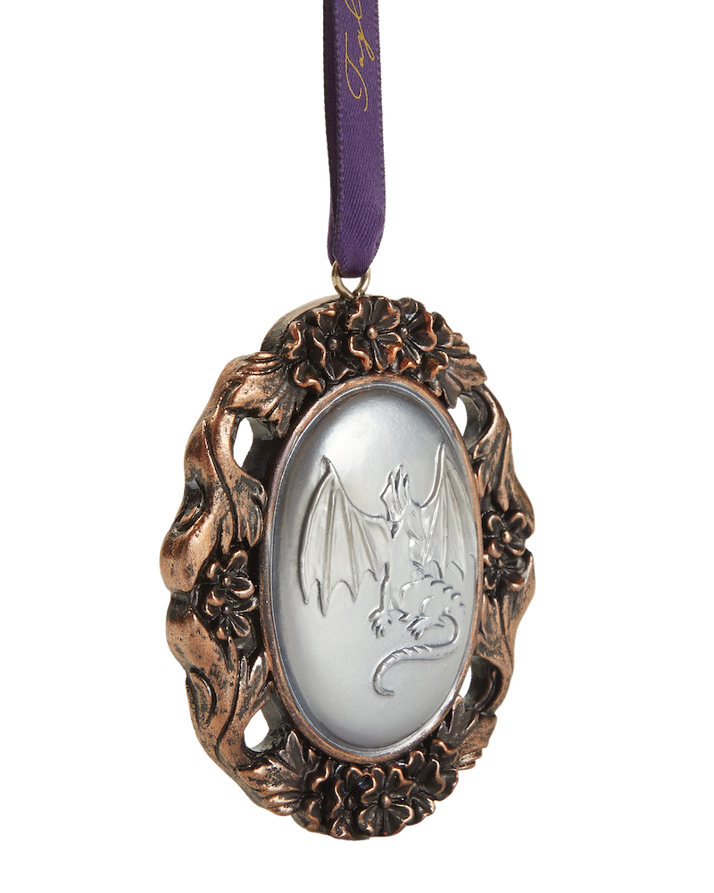 Speak Now (Taylor's Version) Cameo Ornament Detail