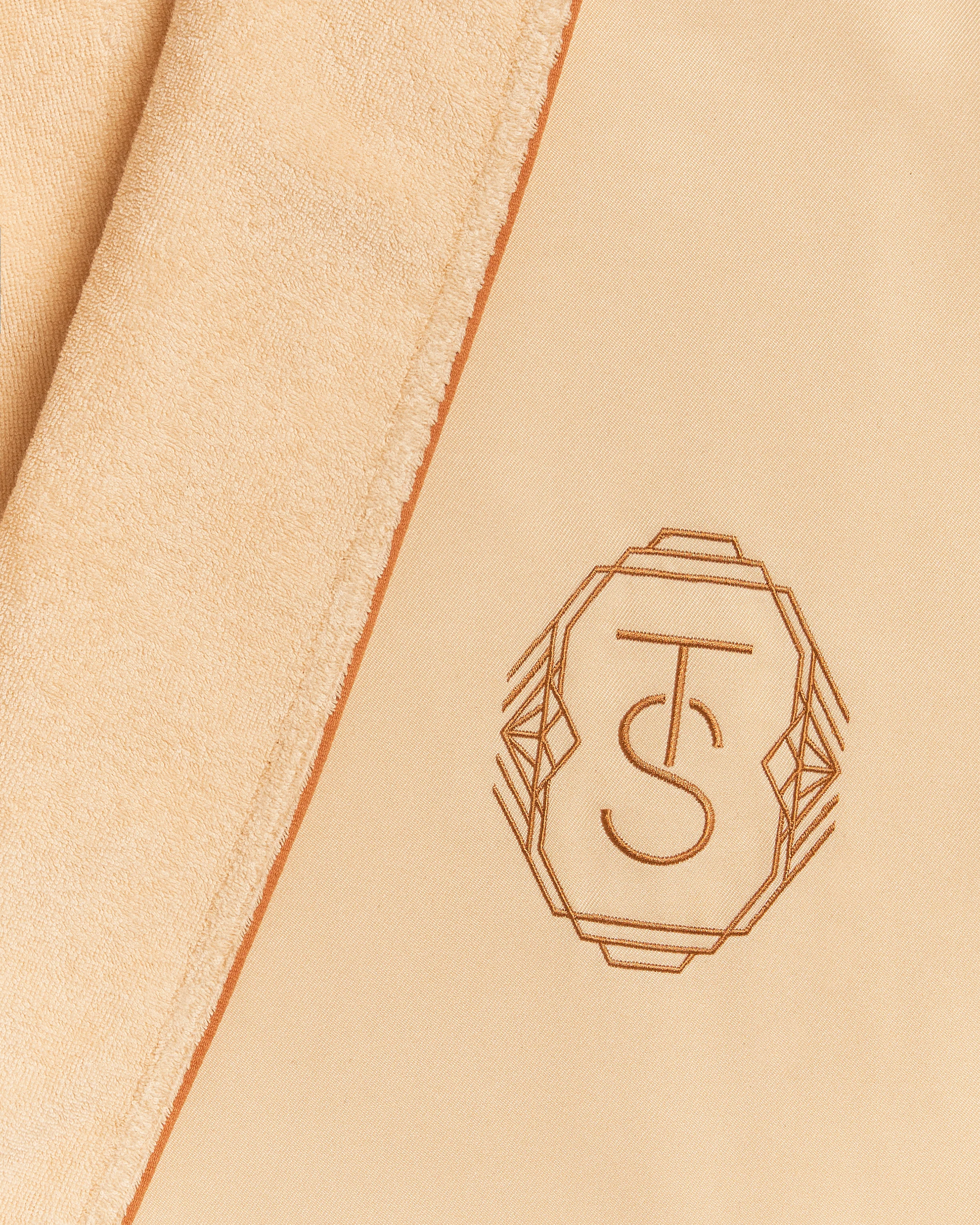 The Life of a Showgirl Bathrobe 5