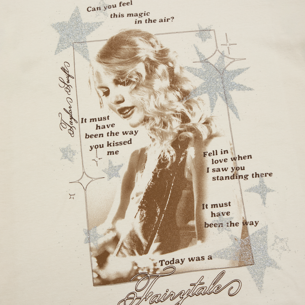 Fearless (Taylor's Version) Magic In the Air Oversized T-Shirt Detail